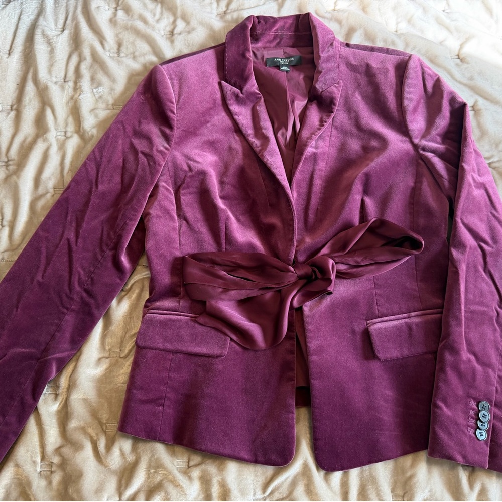Ann Taylor Velvet Tie-Front Blazer in Plum
